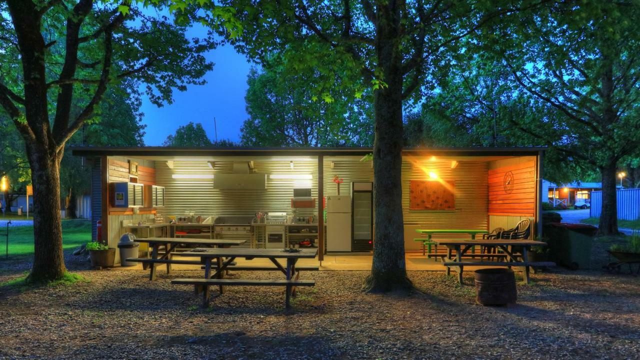 Big4 Porepunkah Holiday Park Bright Exteriér fotografie